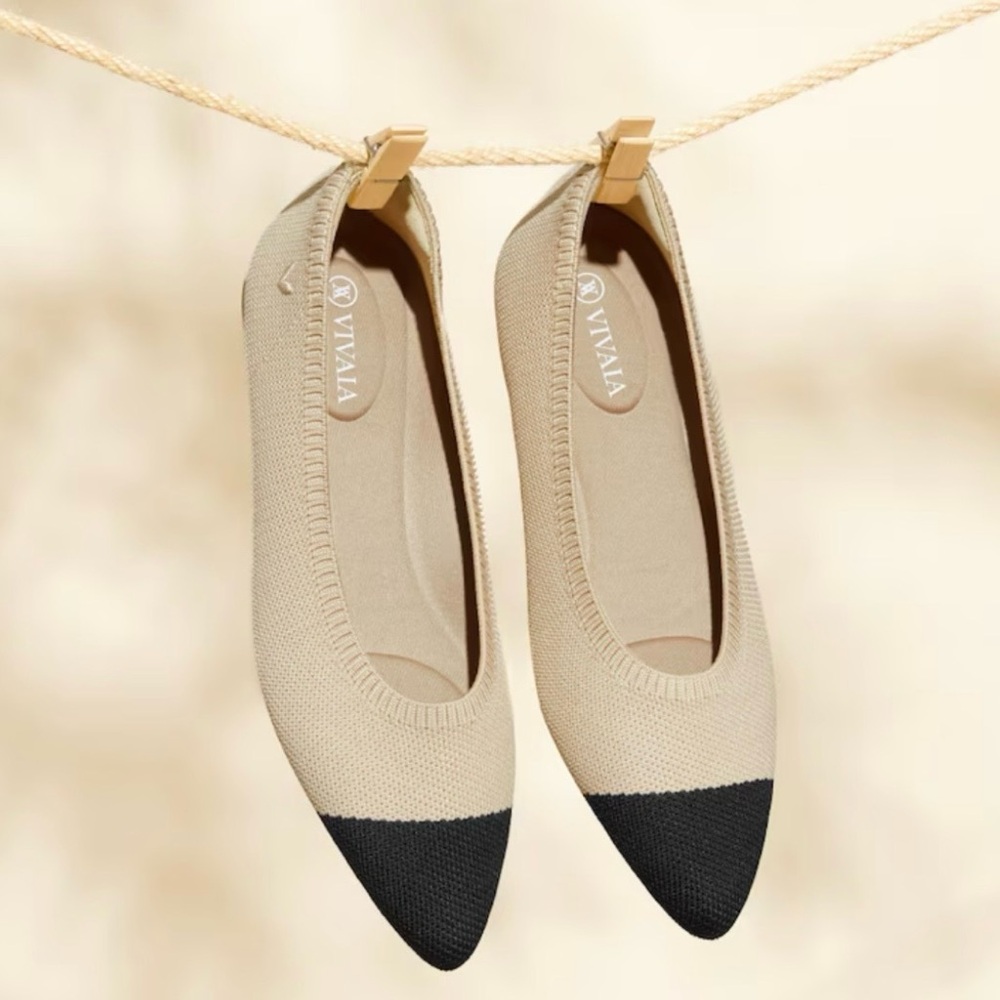 Vivaia Pointed-Toe Ballet Flats (Aria 5°) almond and black - Picture 4 of 9